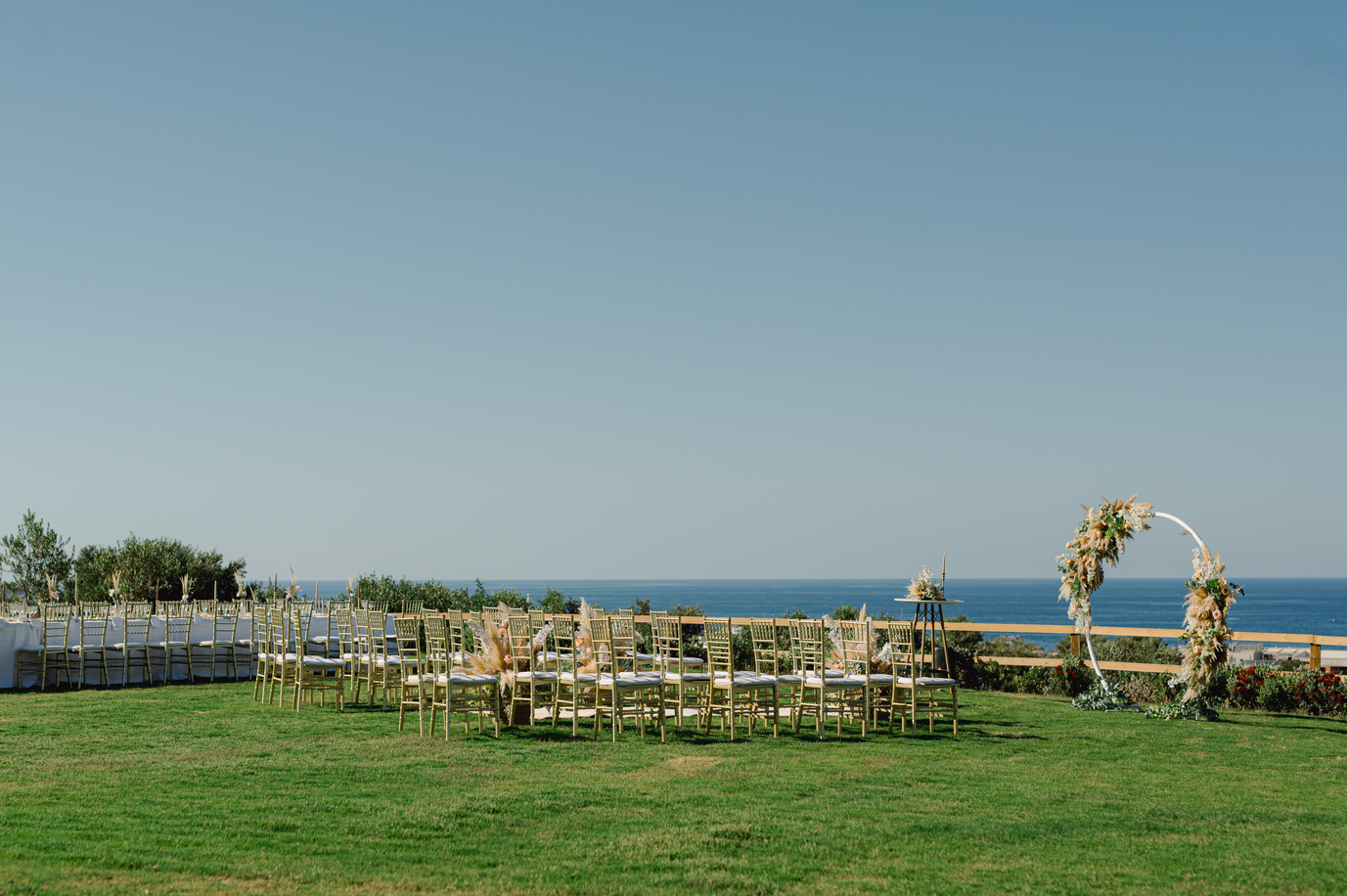 Book your wedding day in Riza Estate Crete